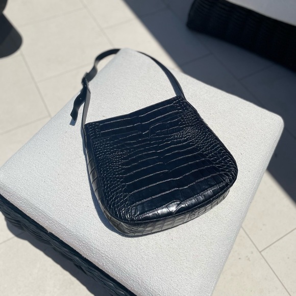 vince stamped crocodile messenger bag - Picture 4 of 9